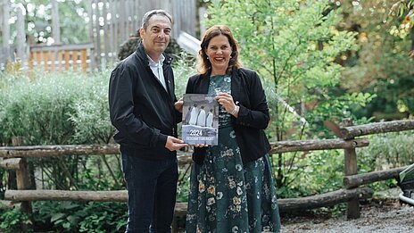 Tierparkdirektor Rasem Baban und mit Verena Dietl, der Aufsichtsratsvorsitzenden der Münchener Tierpark Hellabrunn AG und dritten Bürgermeisterin von München
