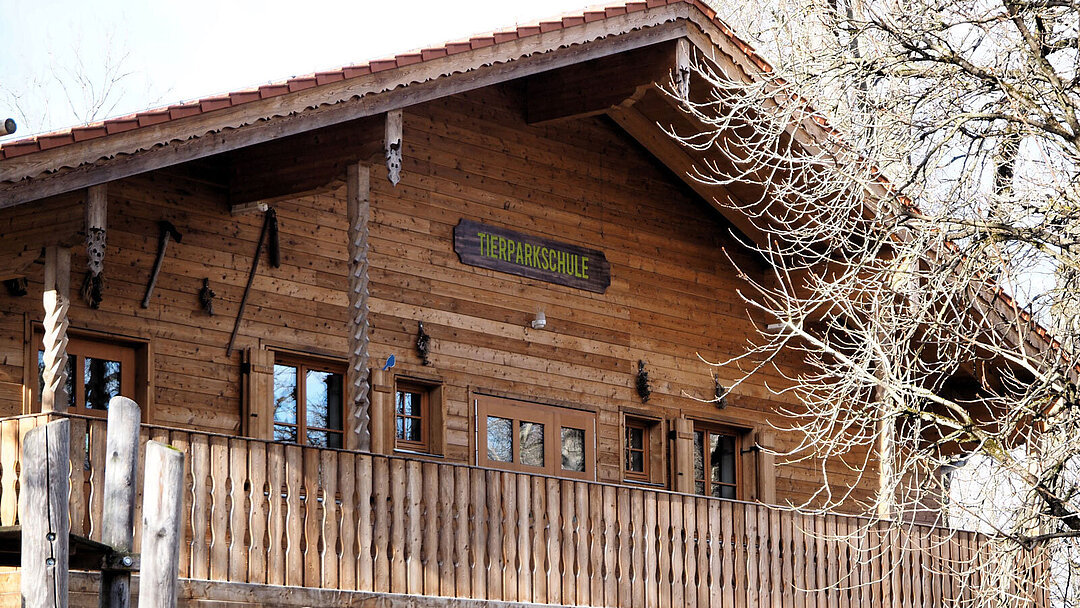 Die Hellabrunner Tierparkschule von außen.